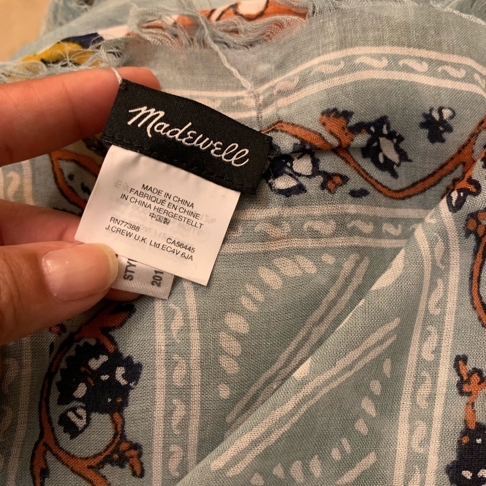 Madewell Greta Paisley Square Scarf - Picture 7 of 8